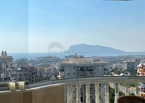 Просторная квартира 2+1 в районе Тосмур