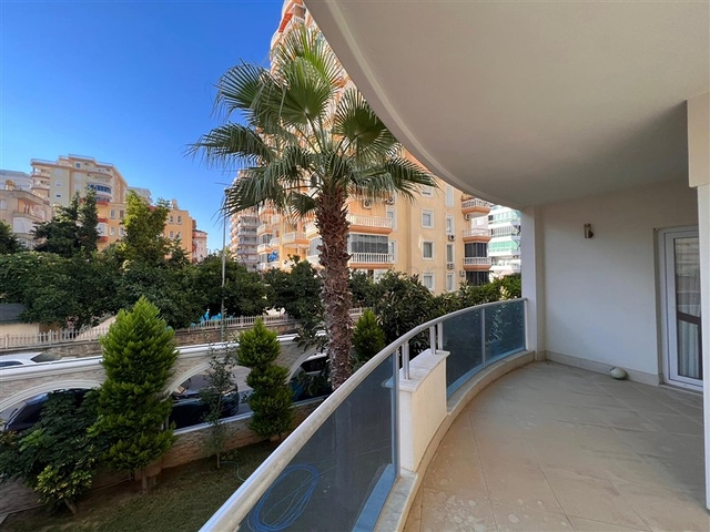 Апартаменты 2+1 в 300 метрах от Средиземного моря в Махмутларе 