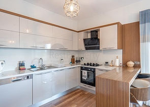 Дуплекс 2+1 с террасой и садом в центральной части Бодрума в шаговой доступности к морю