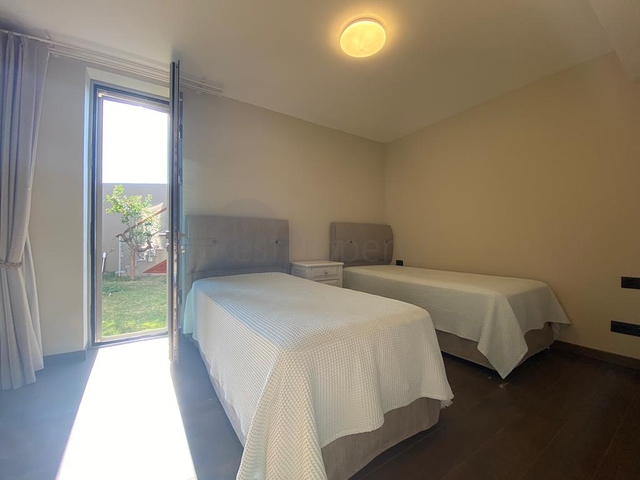 Вилла 3+1 в элитном комплексе с видом на море в районе Ялыкавак