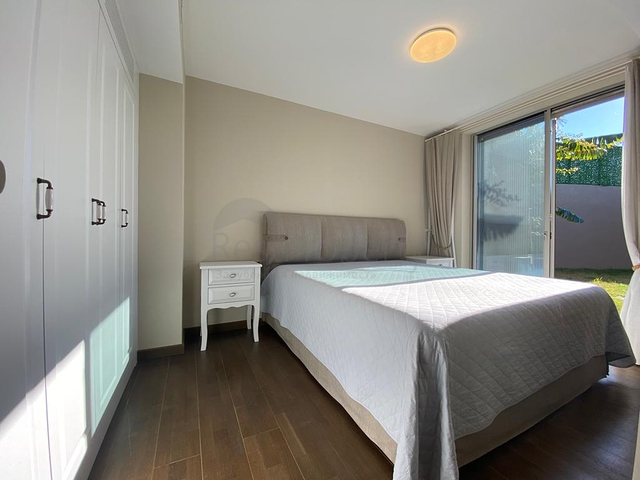 Вилла 3+1 в элитном комплексе с видом на море в районе Ялыкавак