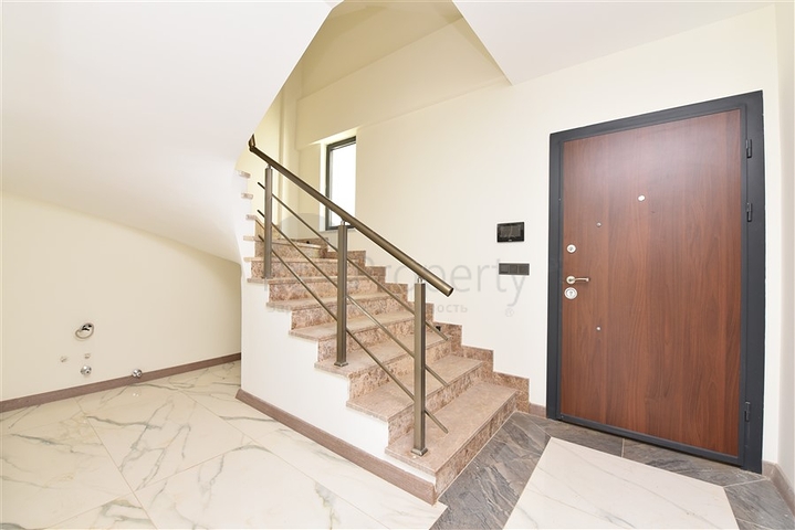 Вилла 3+1 в озелененном районе Каргыджак