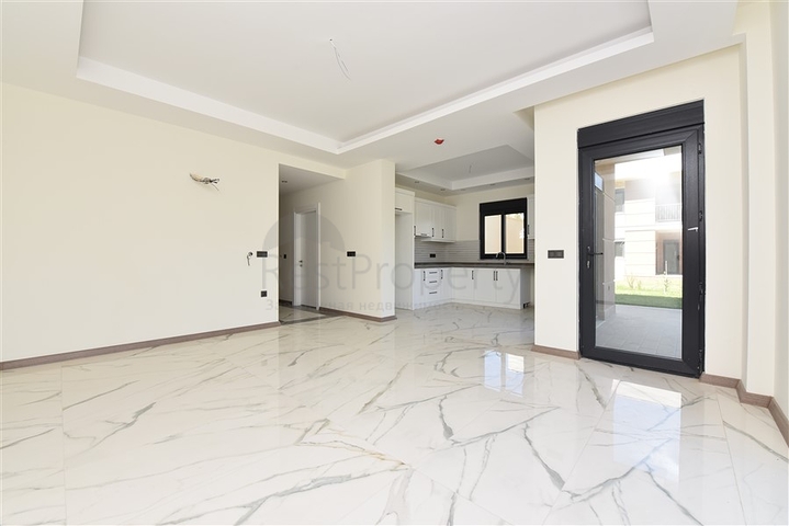 Вилла 3+1 в озелененном районе Каргыджак