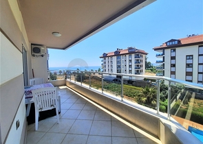 Квартира планировкой 1+1 с видом на море в районе Кестель