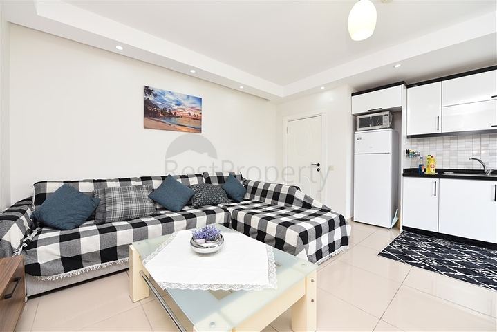 Просторные апартаменты в шаговой доступности к морю в уютном районе Кестель