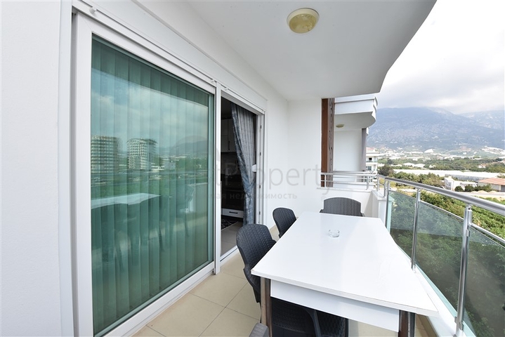 Просторные апартаменты в шаговой доступности к морю в уютном районе Кестель