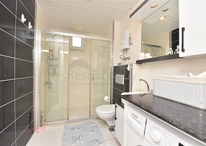 Просторные апартаменты в шаговой доступности к морю в уютном районе Кестель