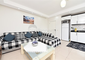 Просторные апартаменты в шаговой доступности к морю в уютном районе Кестель