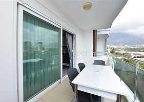 Просторные апартаменты в шаговой доступности к морю в уютном районе Кестель