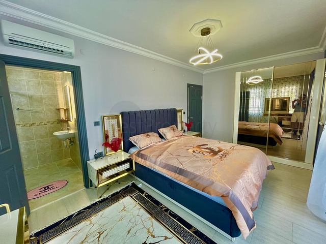 Эксклюзивная квартира для большой семьи в районе Махмутлар