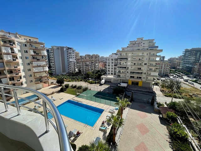 Эксклюзивная квартира для большой семьи в районе Махмутлар