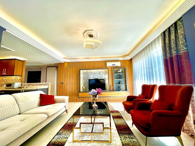 Эксклюзивная квартира для большой семьи в районе Махмутлар