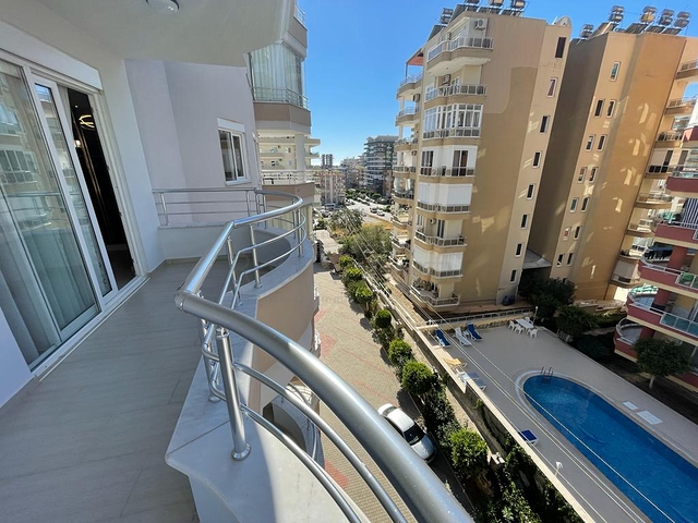 Эксклюзивная квартира для большой семьи в районе Махмутлар