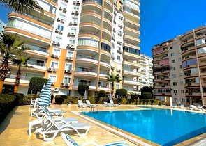 Эксклюзивная квартира для большой семьи в районе Махмутлар