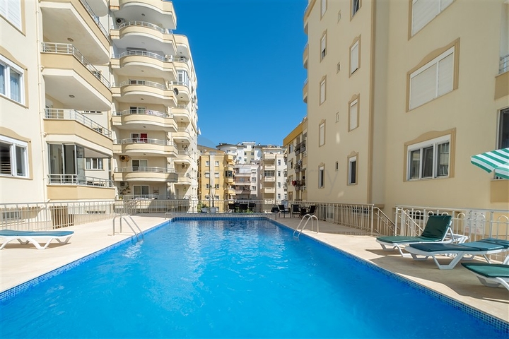 Квартира в 50м от моря в районе Тосмур