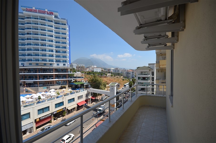 Квартира в 50м от моря в районе Тосмур