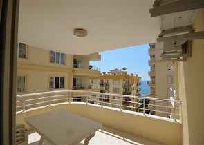 Квартира в 50м от моря в районе Тосмур