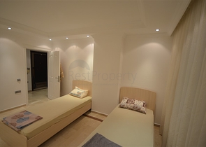 Квартира в 50м от моря в районе Тосмур