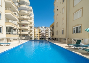 Квартира в 50м от моря в районе Тосмур