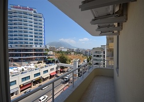 Квартира в 50м от моря в районе Тосмур