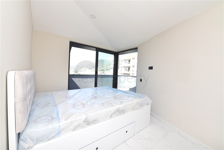 Шикарный пентхаус планировкой 2+1 на Клеопатре