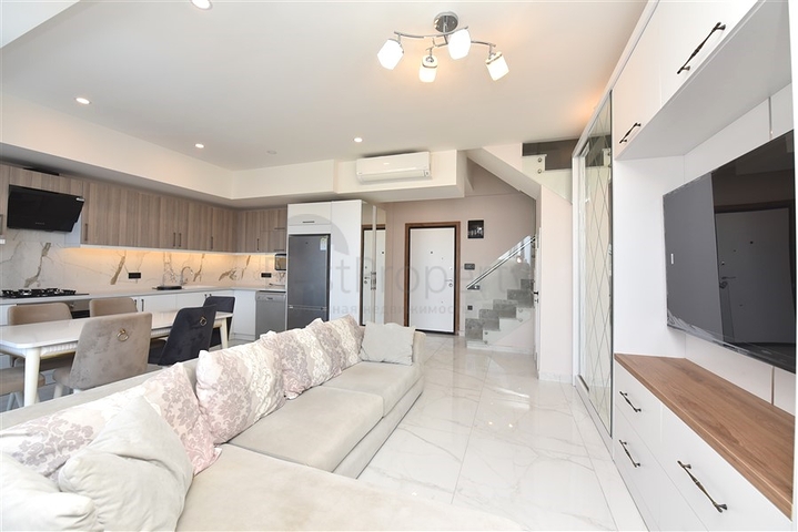 Шикарный пентхаус планировкой 2+1 на Клеопатре