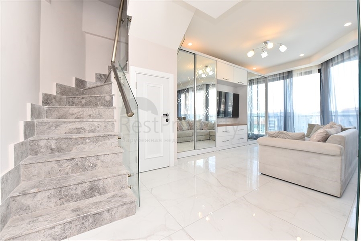 Шикарный пентхаус планировкой 2+1 на Клеопатре