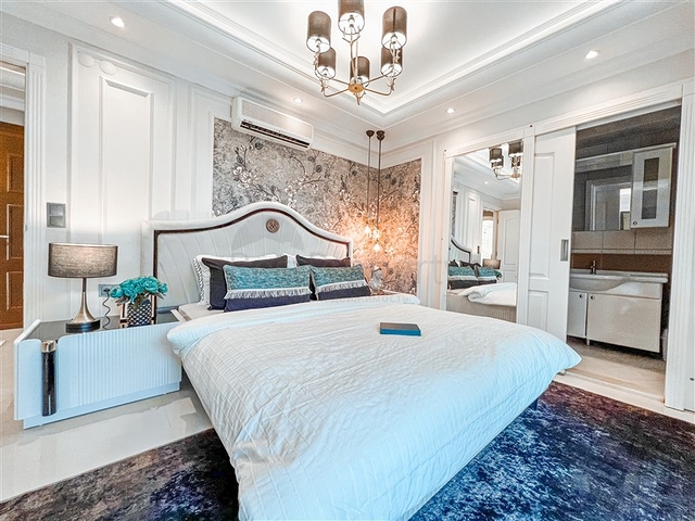 Квартира 2+1 на берегу моря в Махмутларе