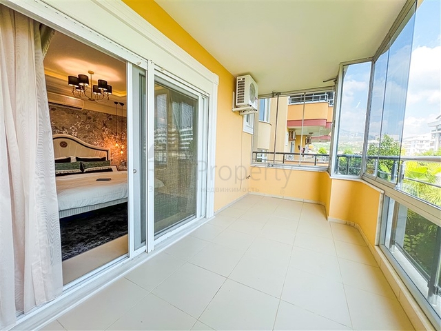 Квартира 2+1 на берегу моря в Махмутларе