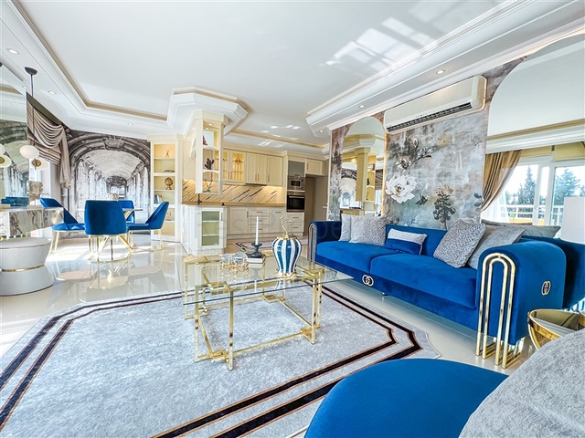 Квартира 2+1 на берегу моря в Махмутларе