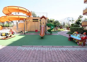 Квартира 2+1 на берегу моря в Махмутларе