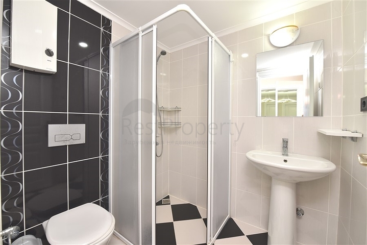 Квартира 2+1 в уютном озелененном комплексе в Оба