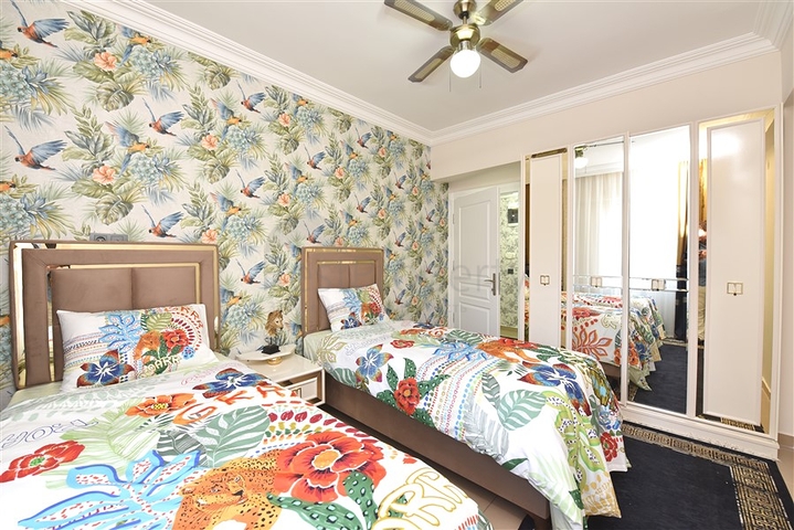 Квартира 2+1 в уютном озелененном комплексе в Оба