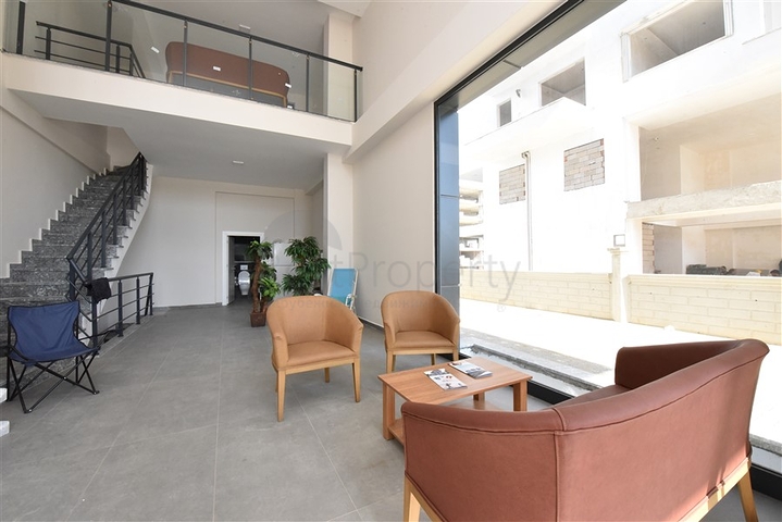 Коммерческое помещение с выходом на центральную улицу района Каргыджак 