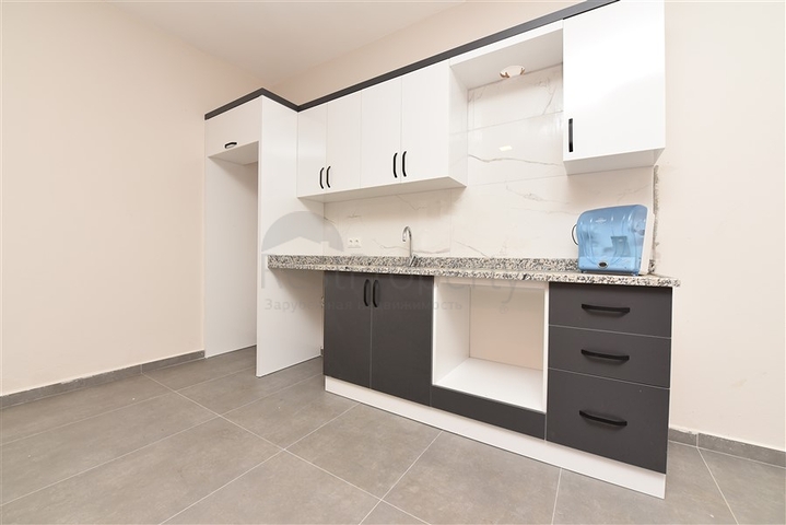 Коммерческое помещение с выходом на центральную улицу района Каргыджак 