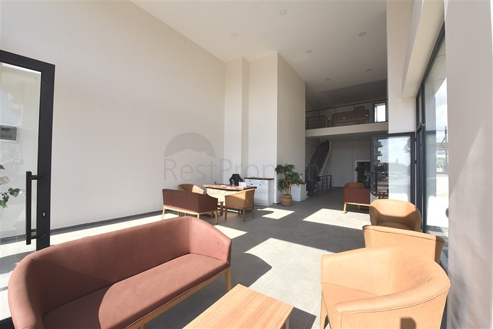 Коммерческое помещение с выходом на центральную улицу района Каргыджак 