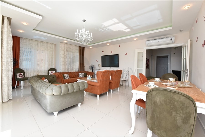 Квартира 2+1 с отдельной кухней в 125 м от моря в районе Махмутлар