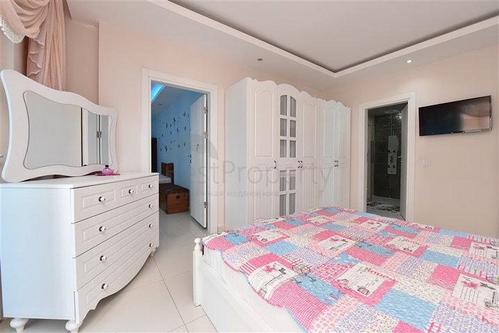 Квартира 2+1 с отдельной кухней в 125 м от моря в районе Махмутлар