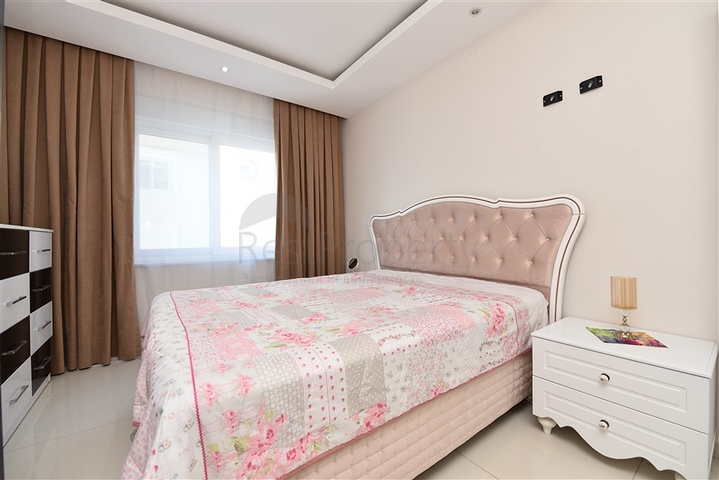 Квартира 2+1 с отдельной кухней в 125 м от моря в районе Махмутлар