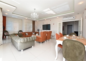 Квартира 2+1 с отдельной кухней в 125 м от моря в районе Махмутлар