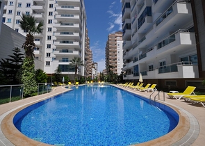 Квартира 2+1 с отдельной кухней в 125 м от моря в районе Махмутлар