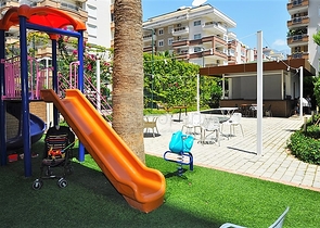 Квартира 2+1 с отдельной кухней в 125 м от моря в районе Махмутлар