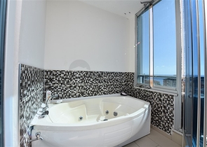 Квартира 2+1 с отдельной кухней в 125 м от моря в районе Махмутлар