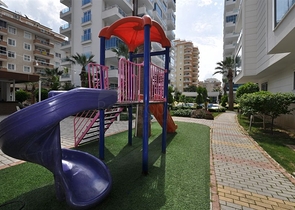 Квартира 2+1 с отдельной кухней в 125 м от моря в районе Махмутлар