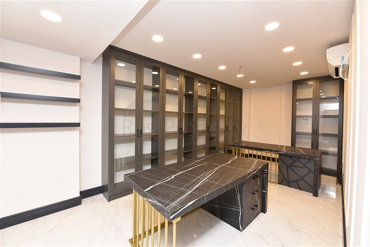 Коммерческое помещение в центре Махмутлара