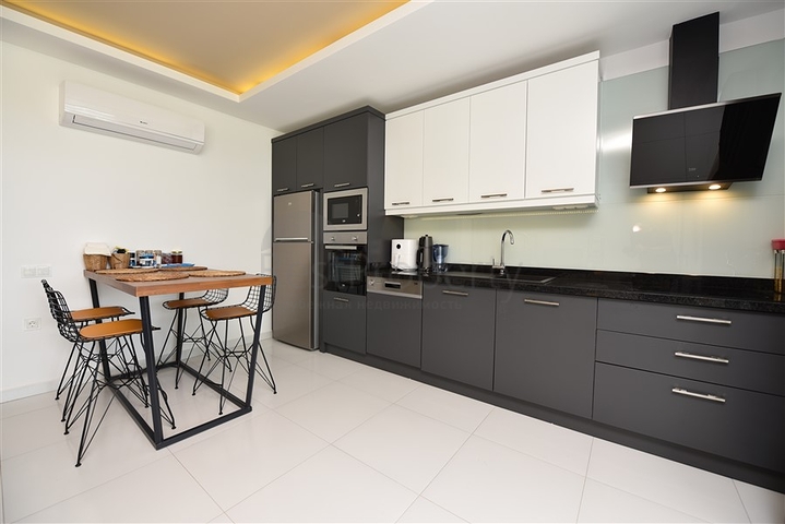 Садовый дуплекс в одном из лучших комплексов в районе Каргыджак