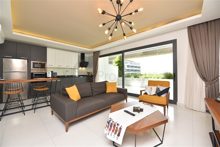 Садовый дуплекс в одном из лучших комплексов в районе Каргыджак