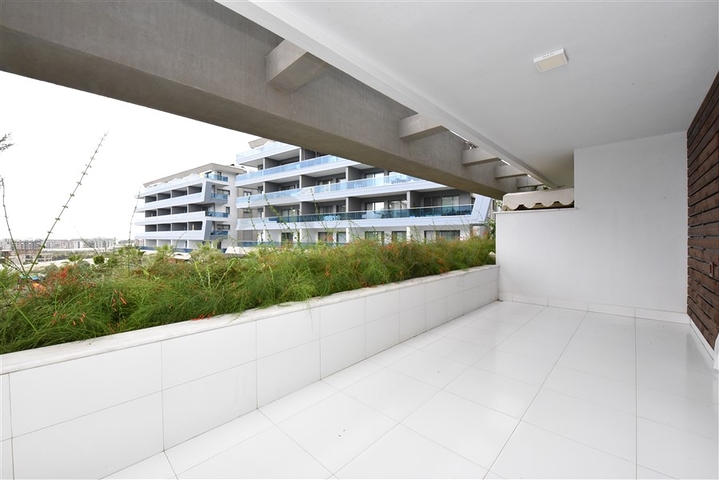 Садовый дуплекс в одном из лучших комплексов в районе Каргыджак