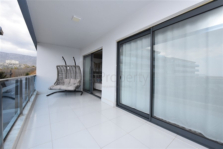 Садовый дуплекс в одном из лучших комплексов в районе Каргыджак