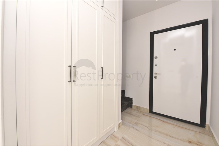 Просторный пятикомнатный пентхаус